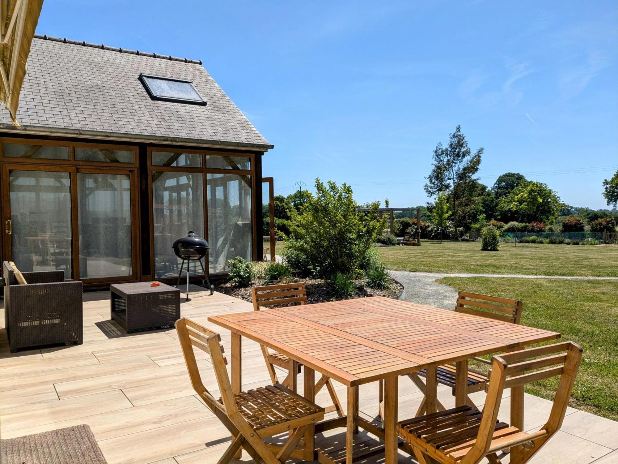 Chambres D'Hotes Chez L'Habitant - Bed & Breakfast Homestay Huisnes-sur-Mer Экстерьер фото